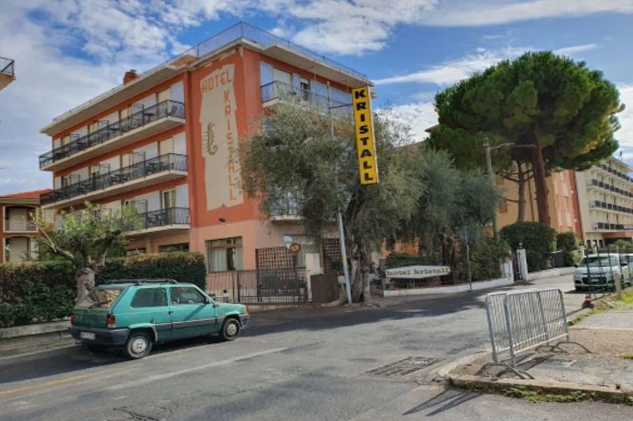 Hotel Kristall Diano Marina 3*,  Italia