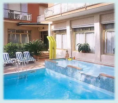 Hotel Kristall Diano Marina Italia